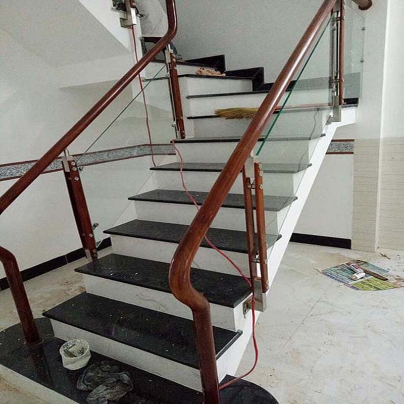 Đá hoa cương cầu thang đẹp