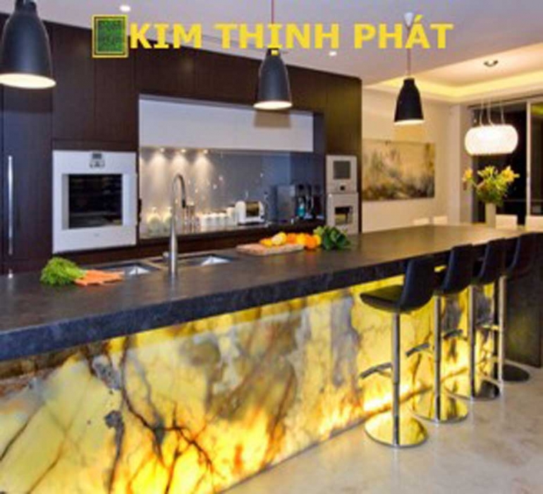 Thi công đá hoa cương bếp 1 đá onyx Thi công đá hoa cương bếp 1 đá onyx