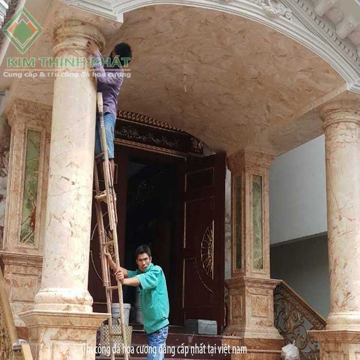 Đá hoa cương cột tròn biến căn nhà thêm sang trọng, tiện ngh Đá hoa cương cột tròn biến căn nhà thêm sang trọng, tiện ngh